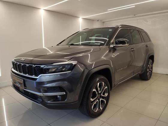 JEEP COMMANDER 1.3 T270 TURBO FLEX LIMITED AT6 JEEP COMMANDER 1.3 T270 TURBO FLEX LIMITED AT6